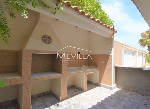 5 sypialnia Willa na sprzedaż w La Zenia, Orihuela z basenem garażem - 1 050 000 € (Ref: 9077404)