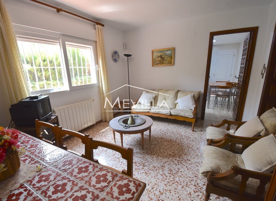 Chalet de 5 habitaciones en Torrevieja en venta con garaje - 1.050.000 € (Ref: 9077406)