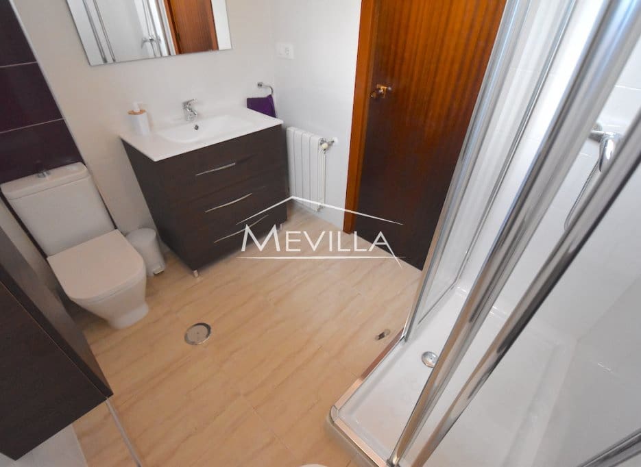 Chalet de 5 habitaciones en Torrevieja en venta con garaje - 1.050.000 € (Ref: 9077406)