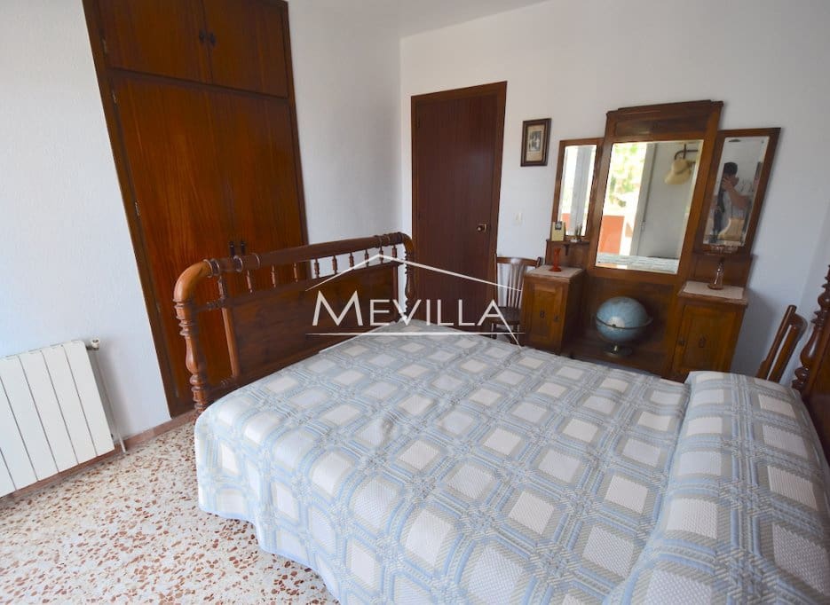 Chalet de 5 habitaciones en Torrevieja en venta con garaje - 1.050.000 € (Ref: 9077406)