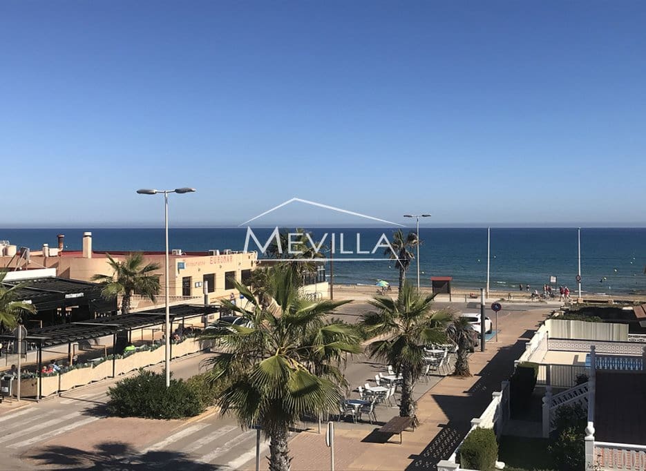 4 quarto Moradia para venda em Torrevieja com piscina garagem - 990 000 € (Ref: 9077408)