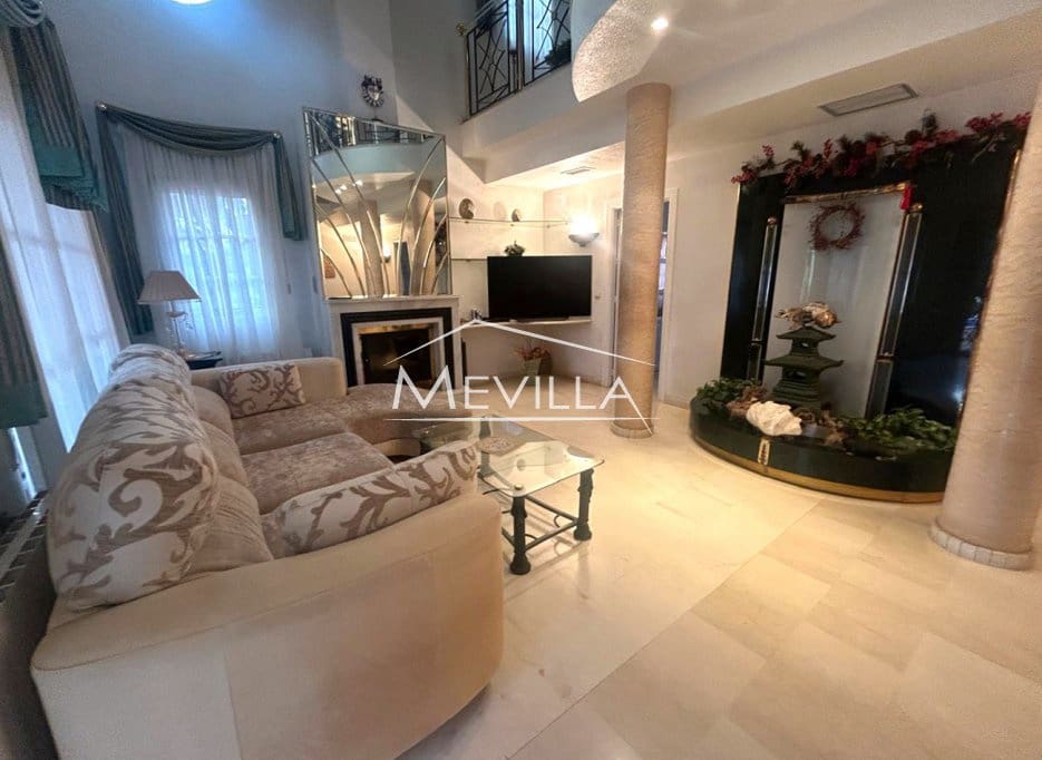 3 chambre Villa/Maison à vendre à Los Balcones avec piscine garage - 495 000 € (Ref: 9077409)