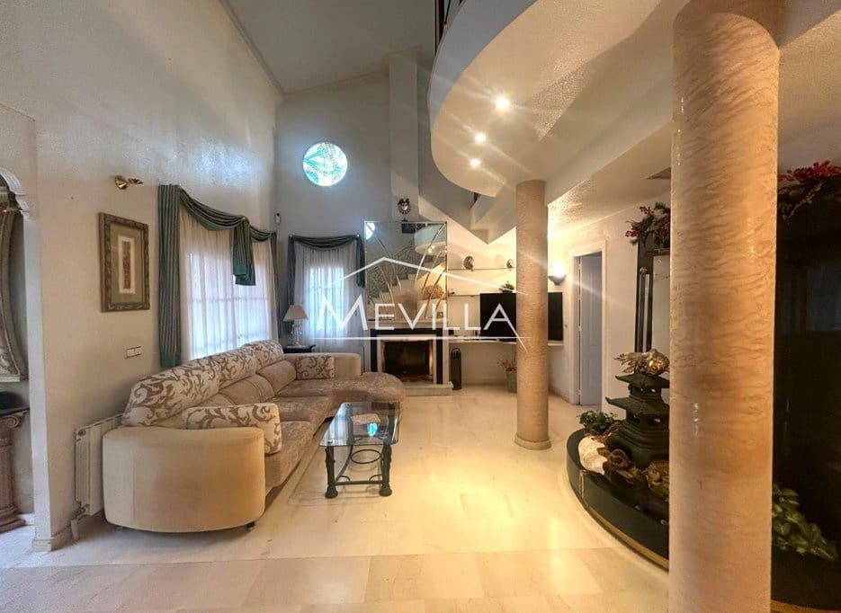 3 chambre Villa/Maison à vendre à Los Balcones avec piscine garage - 495 000 € (Ref: 9077409)