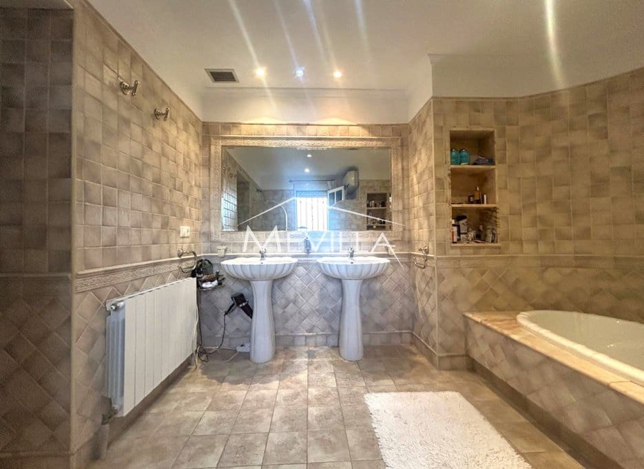 3 chambre Villa/Maison à vendre à Los Balcones avec piscine garage - 495 000 € (Ref: 9077409)