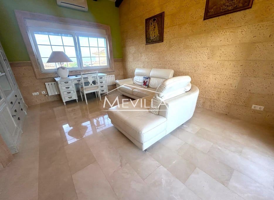 3 chambre Villa/Maison à vendre à Los Balcones avec piscine garage - 495 000 € (Ref: 9077409)