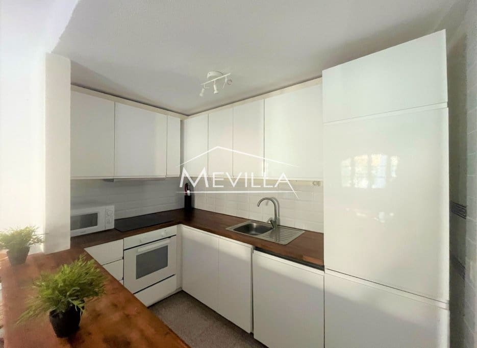 4 slaapkamer Huis te koop in Torrevieja - € 299.000 (Ref: 9077415)