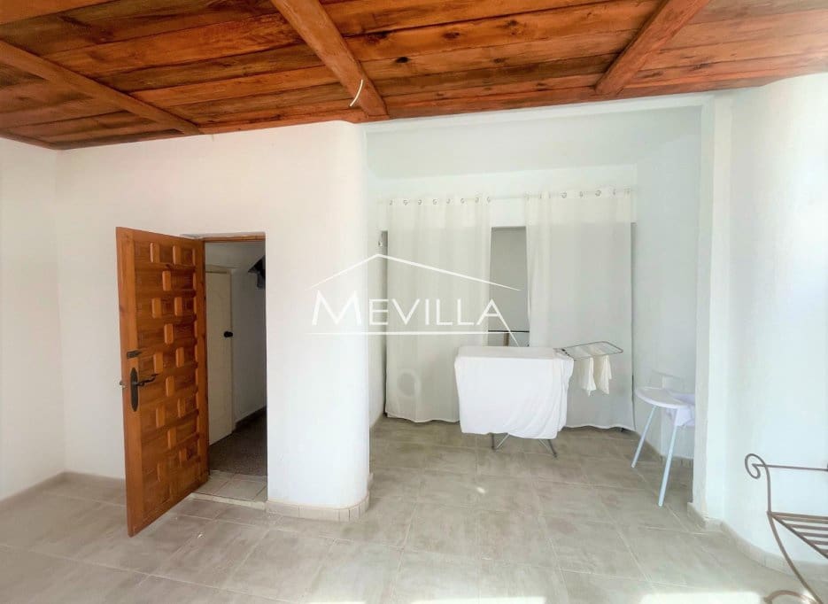 4 slaapkamer Huis te koop in Torrevieja - € 299.000 (Ref: 9077415)