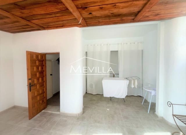 4 slaapkamer Huis te koop in Torrevieja - € 299.000 (Ref: 9077415)