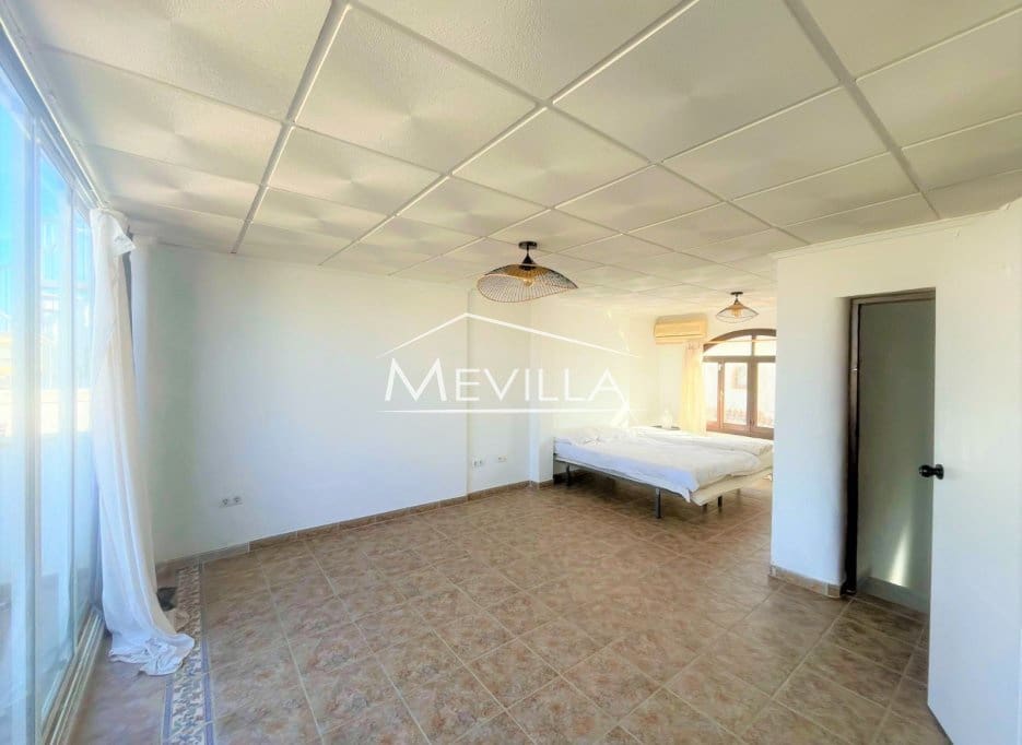 4 slaapkamer Huis te koop in Torrevieja - € 299.000 (Ref: 9077415)