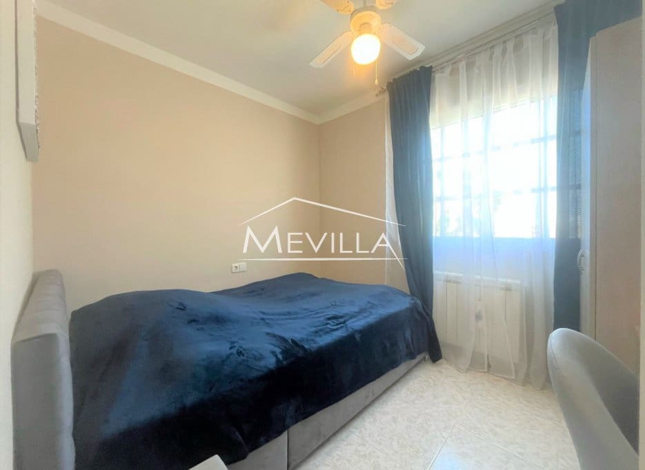 3 soverom Villa til salgs i Los Altos med svømmebasseng garasje - € 350 000 (Ref: 9077417)