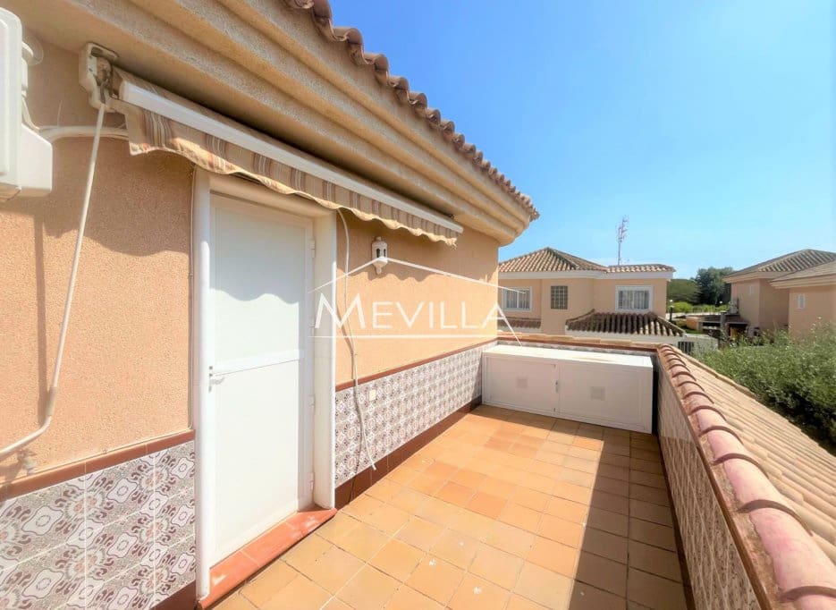 3 soverom Villa til salgs i Los Altos med svømmebasseng garasje - € 350 000 (Ref: 9077417)