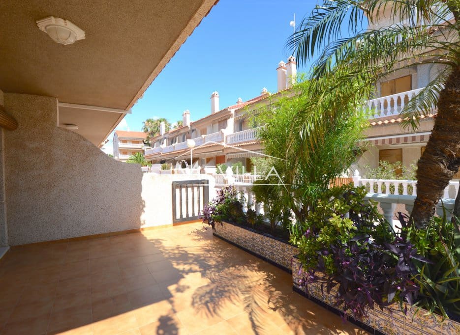 4 quarto Casa em Banda para venda em Torre de la Horadada com garagem - 270 000 € (Ref: 9077418)