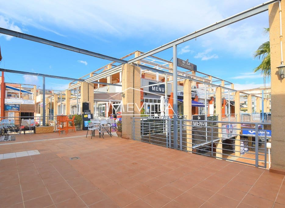 Erhverv til salg i Villamartin - € 159.000 (Ref: 9077419)