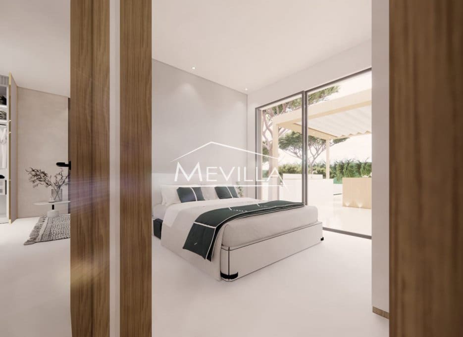 3 slaapkamer Villa te koop in Pinar de Campoverde met zwembad garage - € 750.000 (Ref: 9077421)