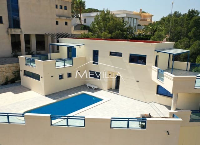 Chalet de 5 habitaciones en Altea en venta con piscina garaje - 895.000 € (Ref: 9077422)