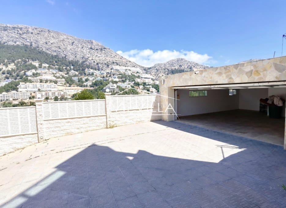 Chalet de 5 habitaciones en Altea en venta con piscina garaje - 895.000 € (Ref: 9077422)
