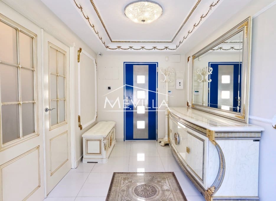 Chalet de 5 habitaciones en Altea en venta con piscina garaje - 895.000 € (Ref: 9077422)