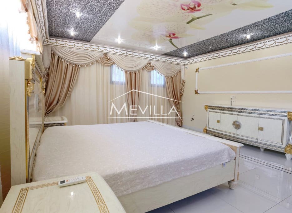 Chalet de 5 habitaciones en Altea en venta con piscina garaje - 895.000 € (Ref: 9077422)