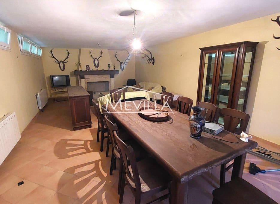 4 bedroom Villa for sale in Torrevieja with pool garage - € 750,000 (Ref: 9077425)