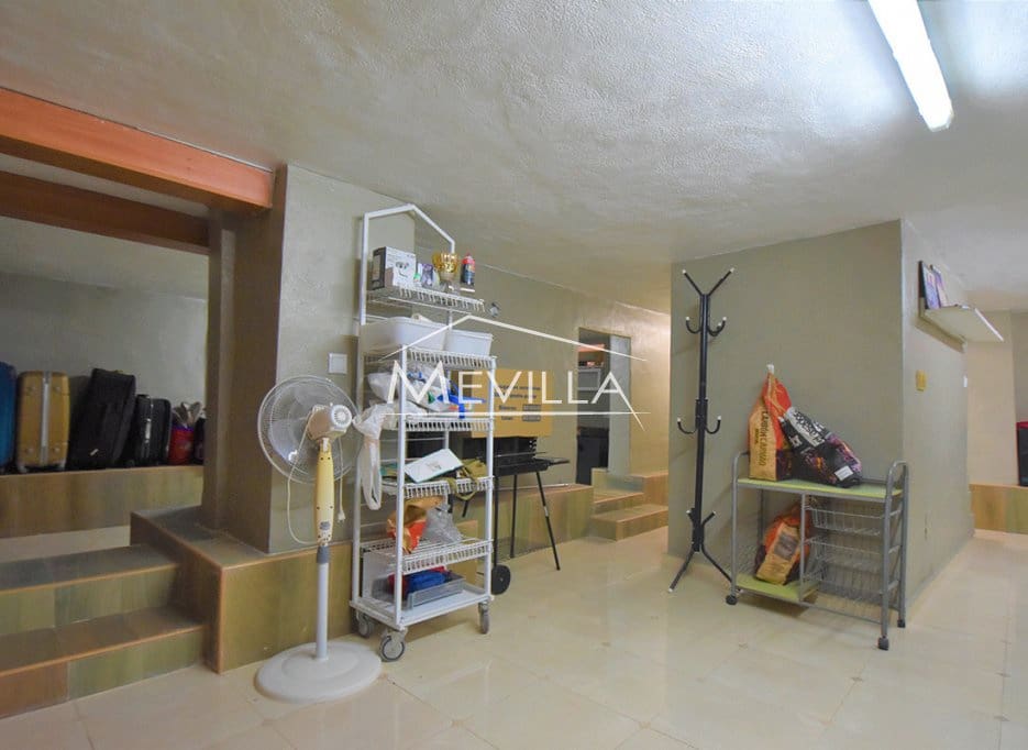 4 sypialnia Willa na sprzedaż w Los Altos z basenem garażem - 329 000 € (Ref: 9077426)