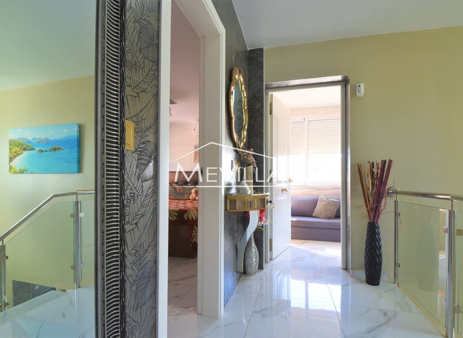 4 sypialnia Willa na sprzedaż w Los Altos z basenem garażem - 329 000 € (Ref: 9077426)