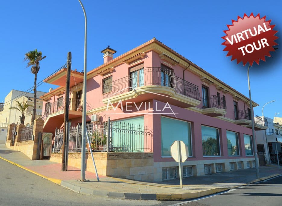 4 Zimmer Villa zu verkaufen in San Miguel de Salinas mit Pool - 990.000 € (Ref: 9077428)