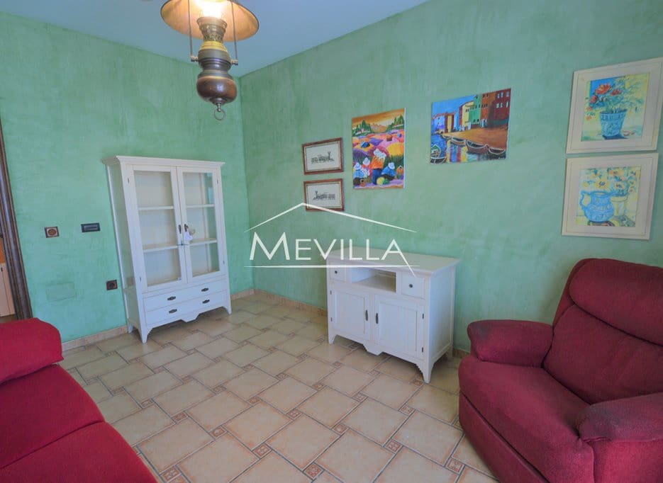 4 Zimmer Villa zu verkaufen in San Miguel de Salinas mit Pool - 990.000 € (Ref: 9077428)