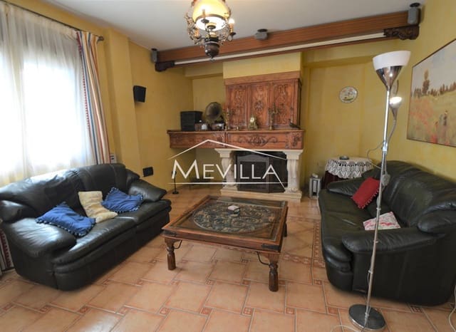 4 Zimmer Villa zu verkaufen in San Miguel de Salinas mit Pool - 990.000 € (Ref: 9077428)