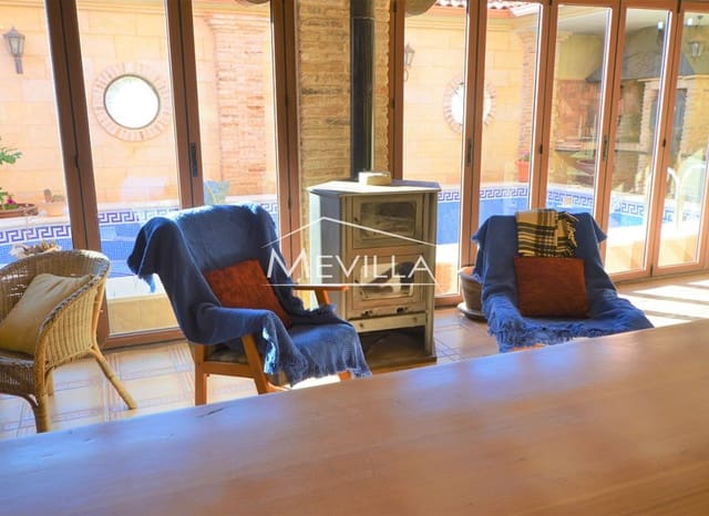 4 Zimmer Villa zu verkaufen in San Miguel de Salinas mit Pool - 990.000 € (Ref: 9077428)