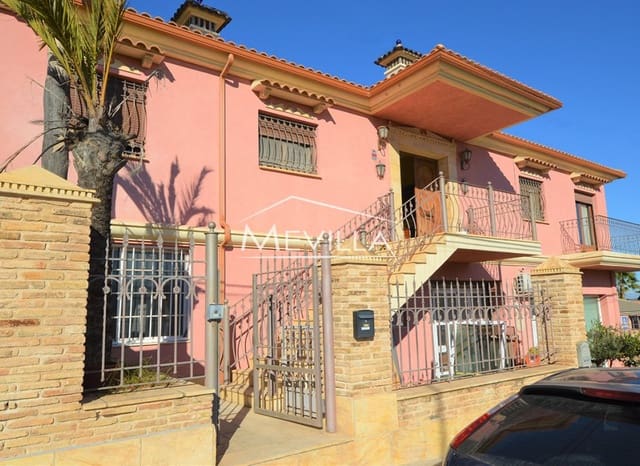 4 Zimmer Villa zu verkaufen in San Miguel de Salinas mit Pool - 990.000 € (Ref: 9077428)