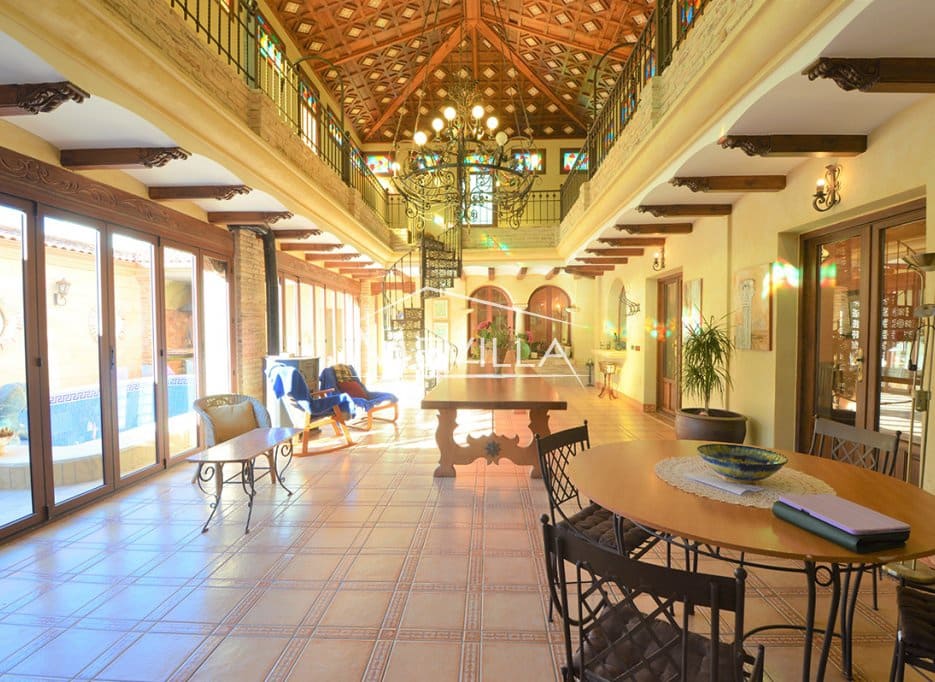 4 Zimmer Villa zu verkaufen in San Miguel de Salinas mit Pool - 990.000 € (Ref: 9077428)