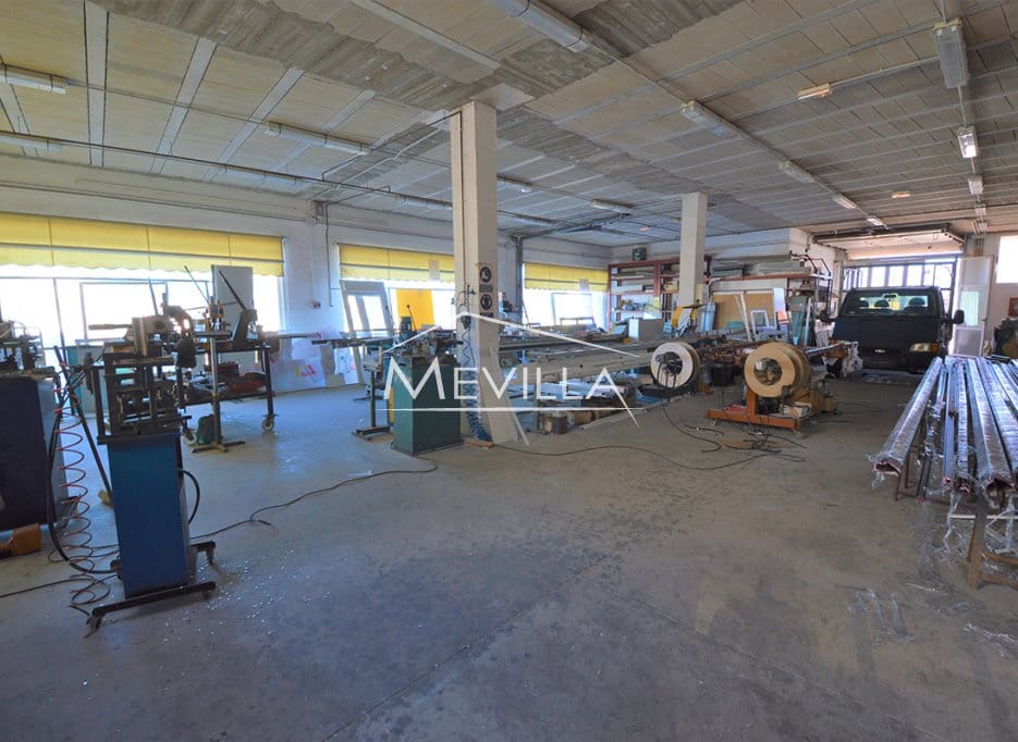 4 Zimmer Villa zu verkaufen in San Miguel de Salinas mit Pool - 990.000 € (Ref: 9077428)