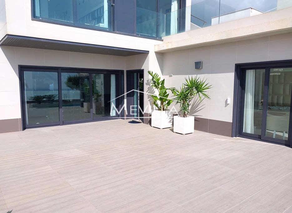 5 soveværelse Villa til salg i San Miguel de Salinas med swimmingpool garage - € 849.000 (Ref: 9077429)