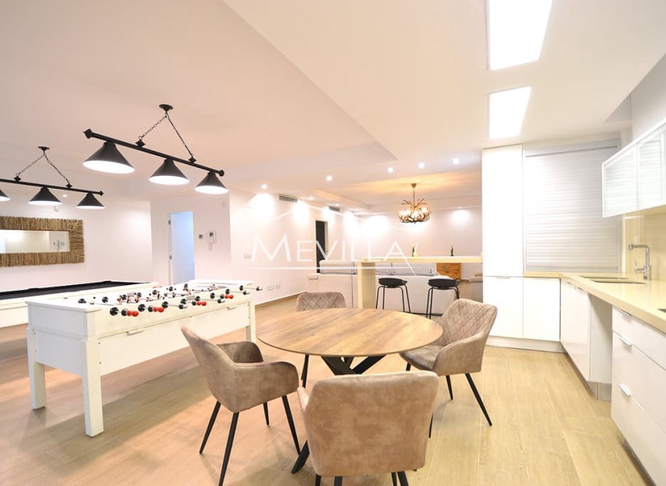 5 soveværelse Villa til salg i San Miguel de Salinas med swimmingpool garage - € 849.000 (Ref: 9077429)