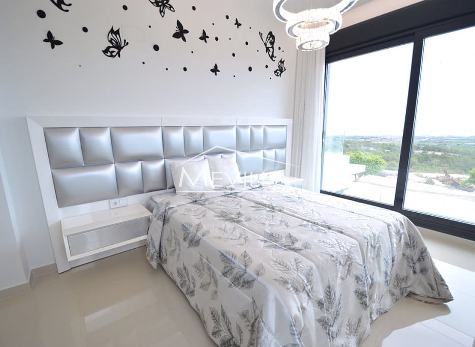 5 soveværelse Villa til salg i San Miguel de Salinas med swimmingpool garage - € 849.000 (Ref: 9077429)