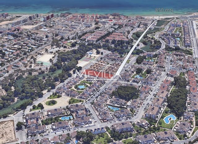 3 quarto Moradia para venda em Torre de la Horadada, Pilar de la Horadada com piscina garagem - 488 000 € (Ref: 9077430)