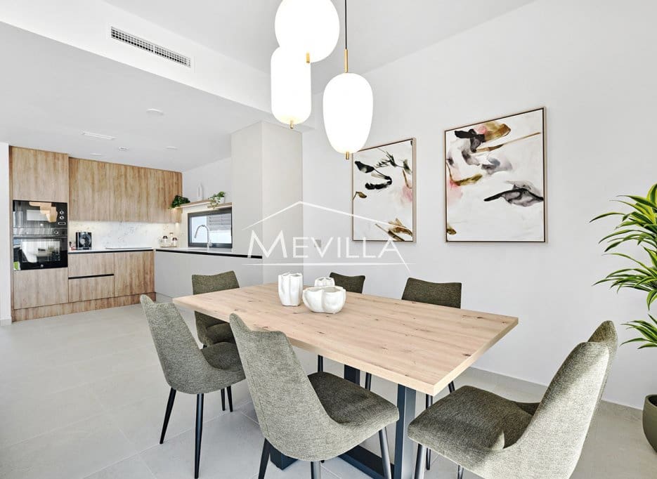 3 bedroom Villa for sale in San Miguel de Salinas with pool garage - € 574,000 (Ref: 9077433)