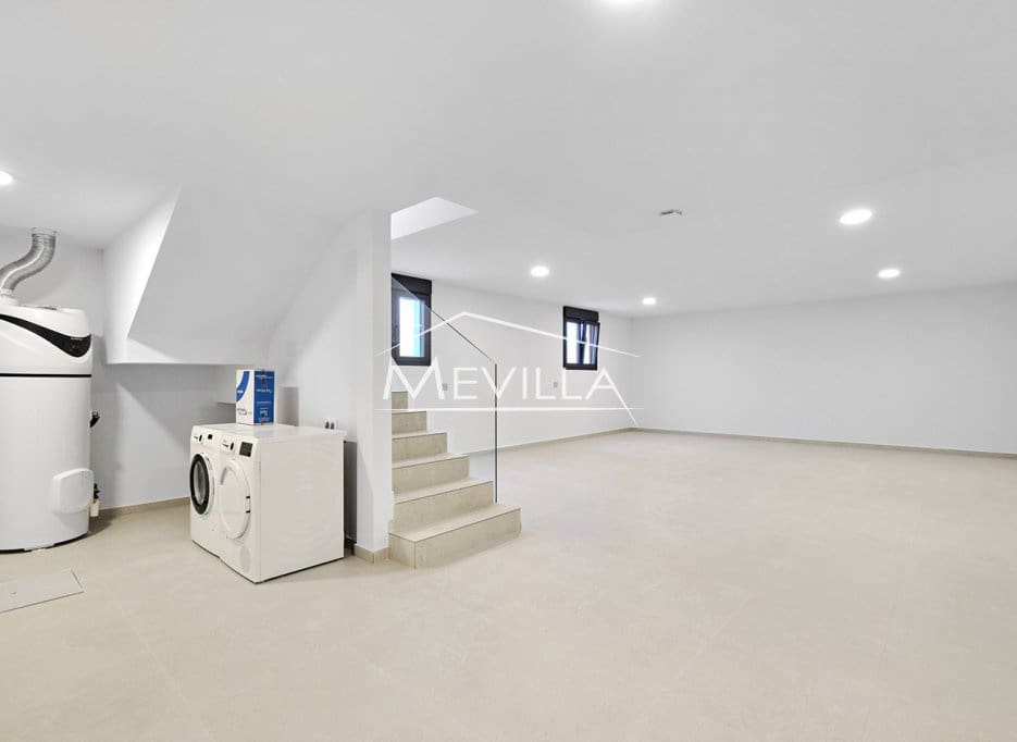 3 bedroom Villa for sale in San Miguel de Salinas with pool garage - € 574,000 (Ref: 9077433)