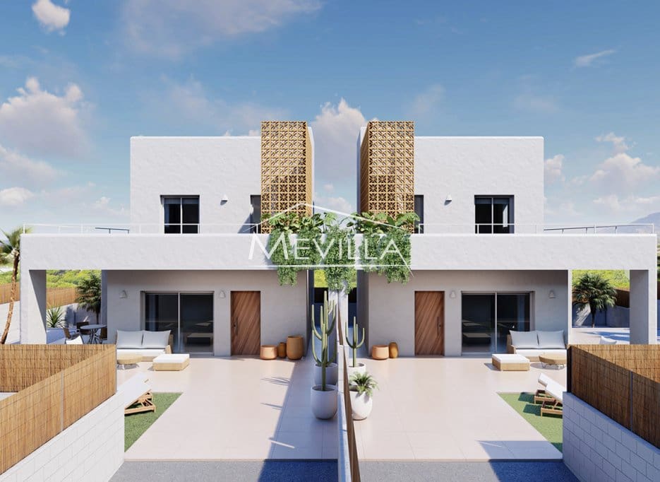 3 bedroom Villa for sale in Pilar de la Horadada with pool garage - € 449,000 (Ref: 9077435)