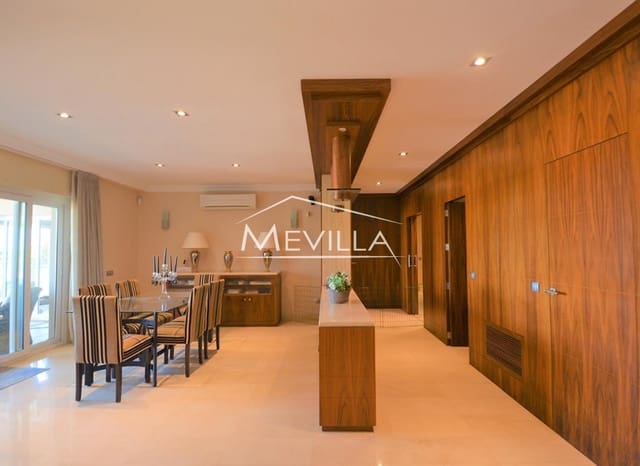 6 Zimmer Villa zu verkaufen in Cañada del Molino, Torrevieja mit Pool Garage - 2.700.000 € (Ref: 9077438)