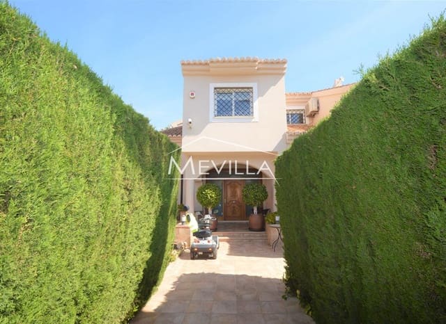 6 soveværelse Villa til salg i Cañada del Molino, Torrevieja med swimmingpool garage - € 2.700.000 (Ref: 9077438)