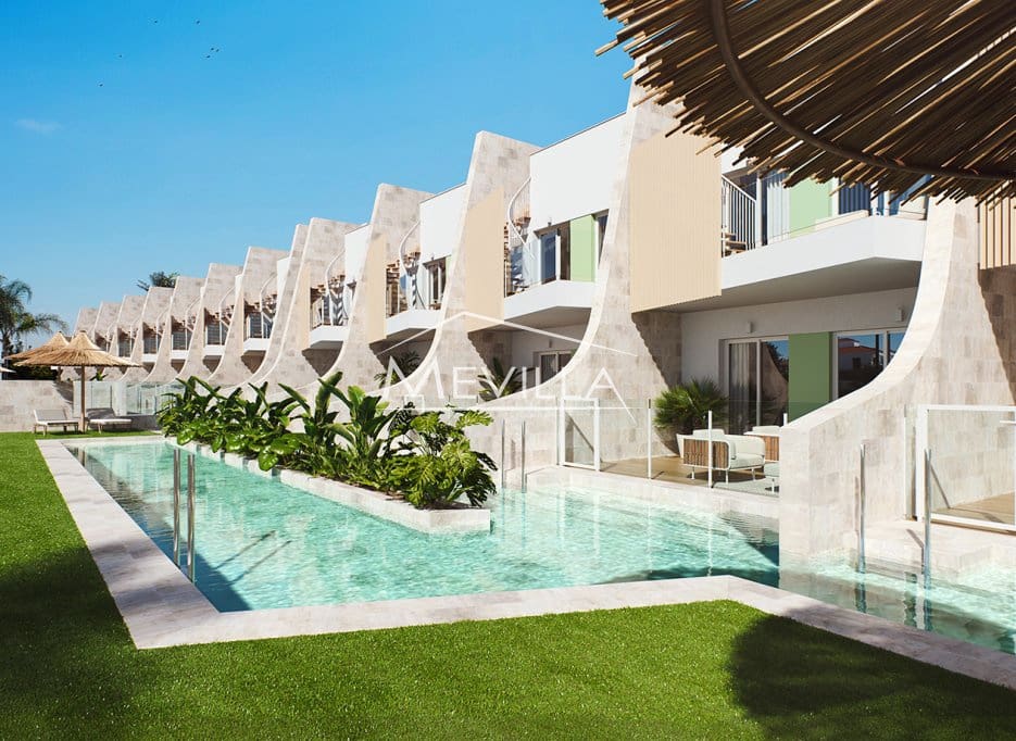 2 bedroom Bungalow for sale in Pilar de la Horadada with pool garage - € 255,000 (Ref: 9077448)