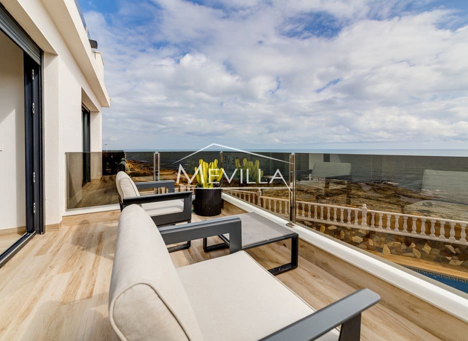 4 bedroom Villa for sale in Torrevieja with pool garage - € 990,000 (Ref: 9077449)