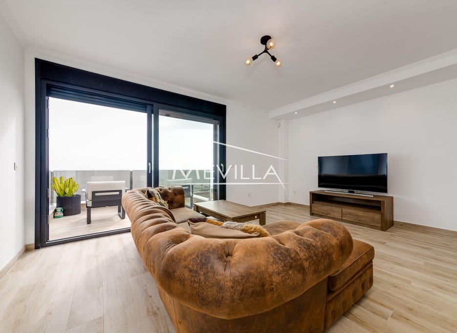 4 bedroom Villa for sale in Torrevieja with pool garage - € 990,000 (Ref: 9077449)