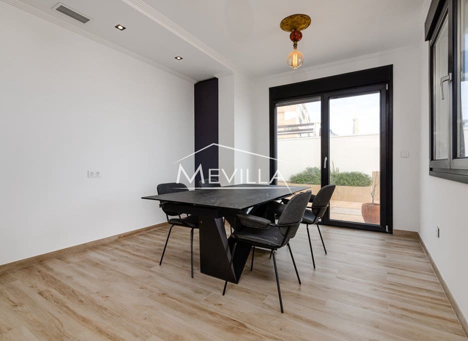 4 bedroom Villa for sale in Torrevieja with pool garage - € 990,000 (Ref: 9077449)