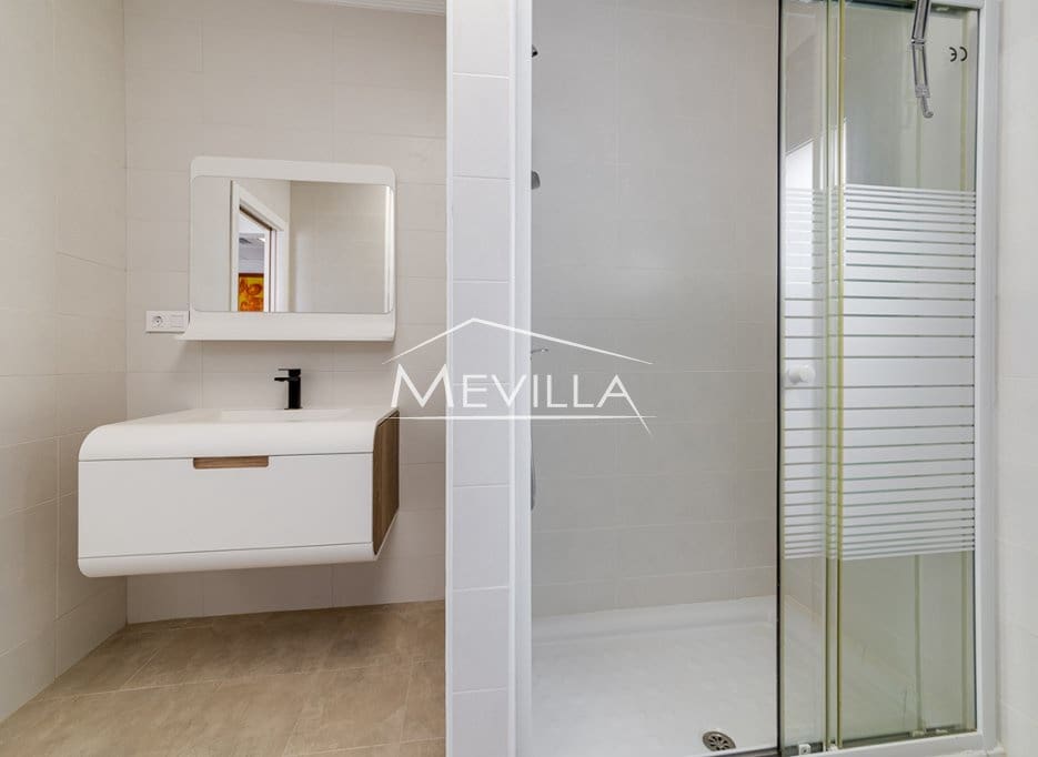 4 bedroom Villa for sale in Torrevieja with pool garage - € 990,000 (Ref: 9077449)