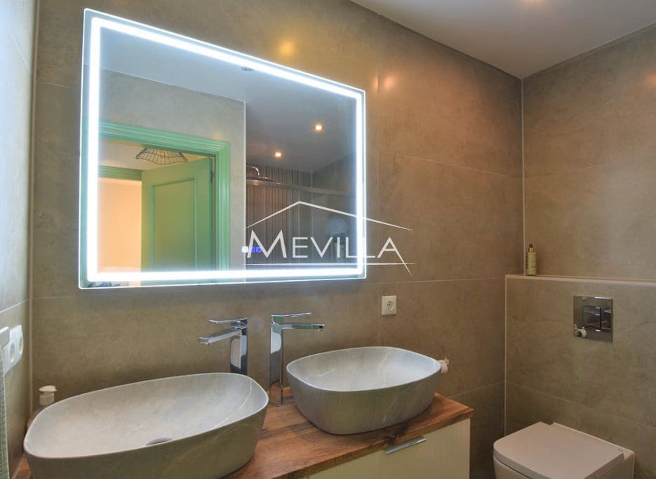 3 camera da letto Casa in vendita in Villamartin con piscina garage - 239.000 € (Rif: 9175450)