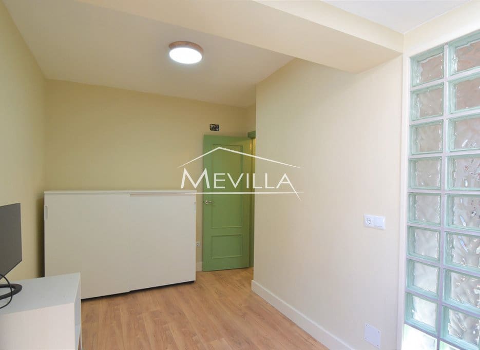 3 camera da letto Casa in vendita in Villamartin con piscina garage - 239.000 € (Rif: 9175450)