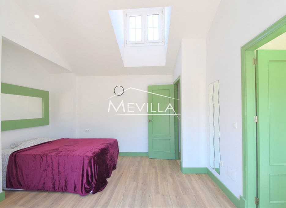 3 camera da letto Casa in vendita in Villamartin con piscina garage - 239.000 € (Rif: 9175450)