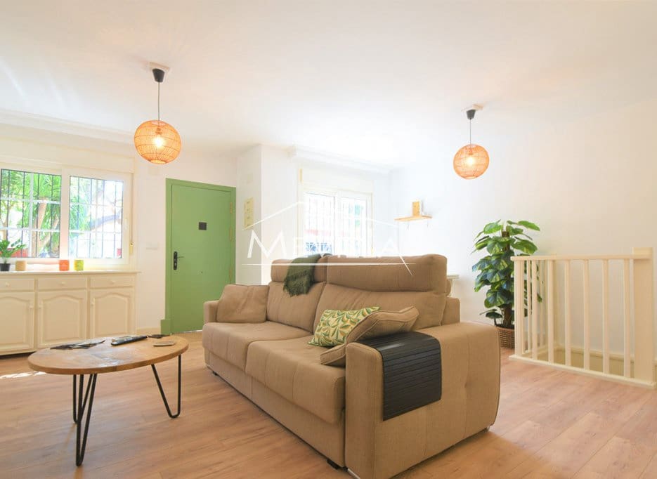 3 camera da letto Casa in vendita in Villamartin con piscina garage - 239.000 € (Rif: 9175450)